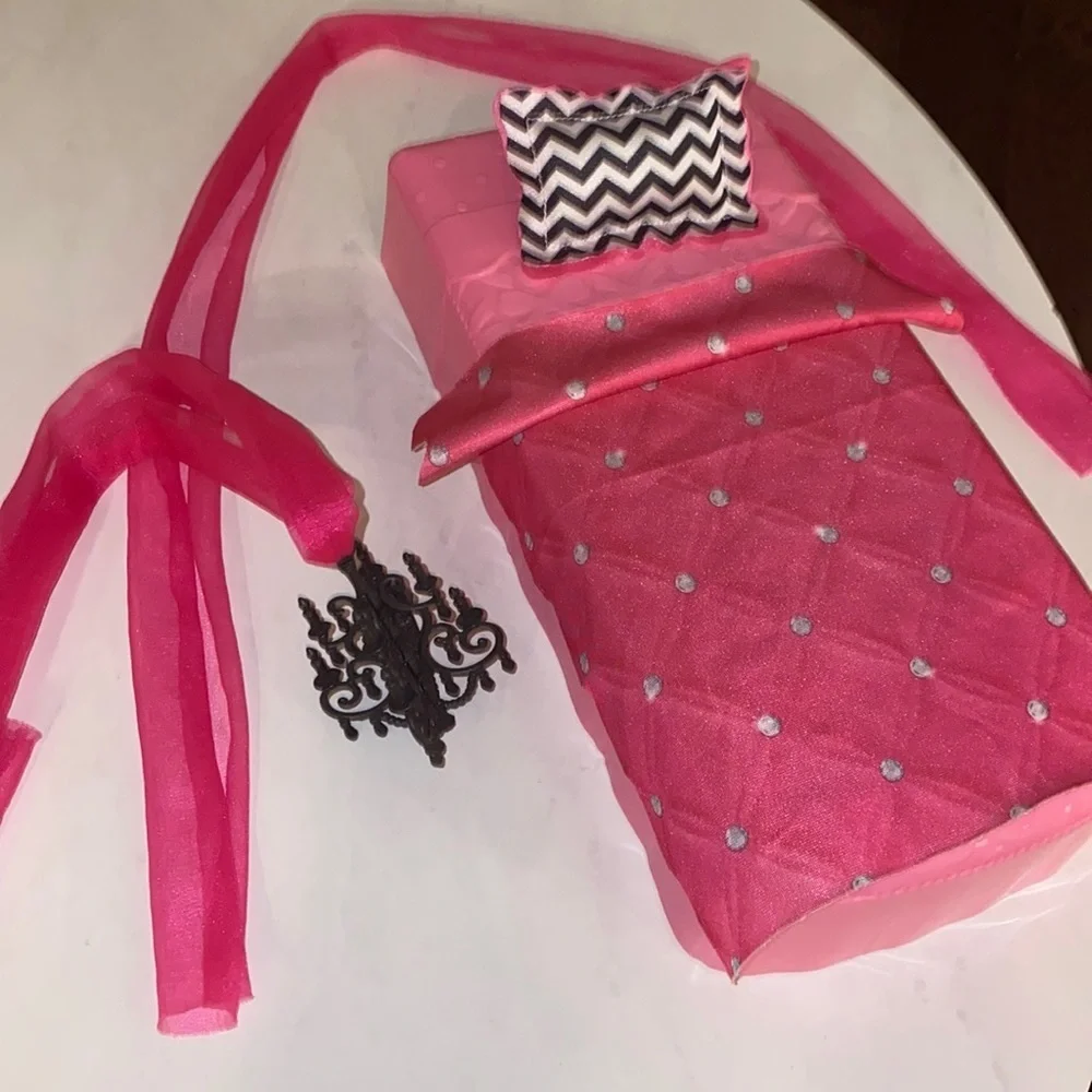 Barbie bed pink silver blanket black white pillow black chandelier pink drapes - Picture 11 of 14